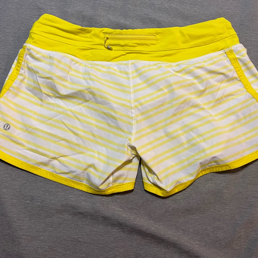 Lululemon Yellow Stripe Groovy Run Shorts size 10